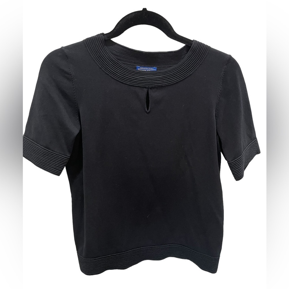 Pendleton black short sleeve keyhole Womens shirt size small